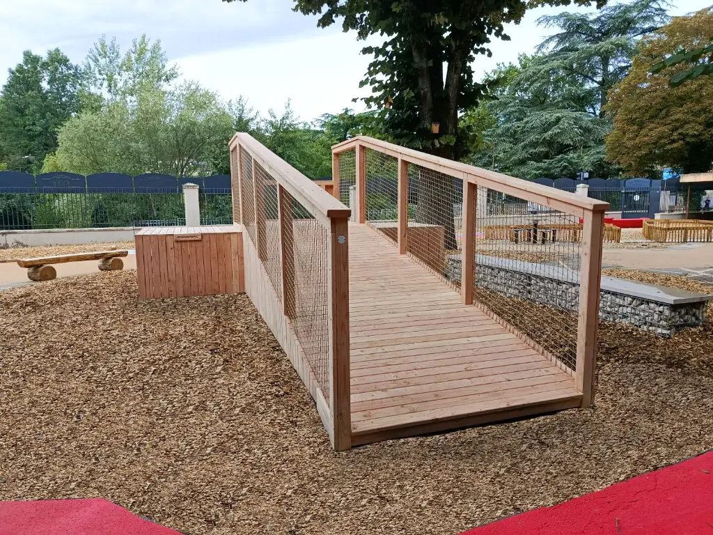 JAJ028_Pentunnel 3.3.webp