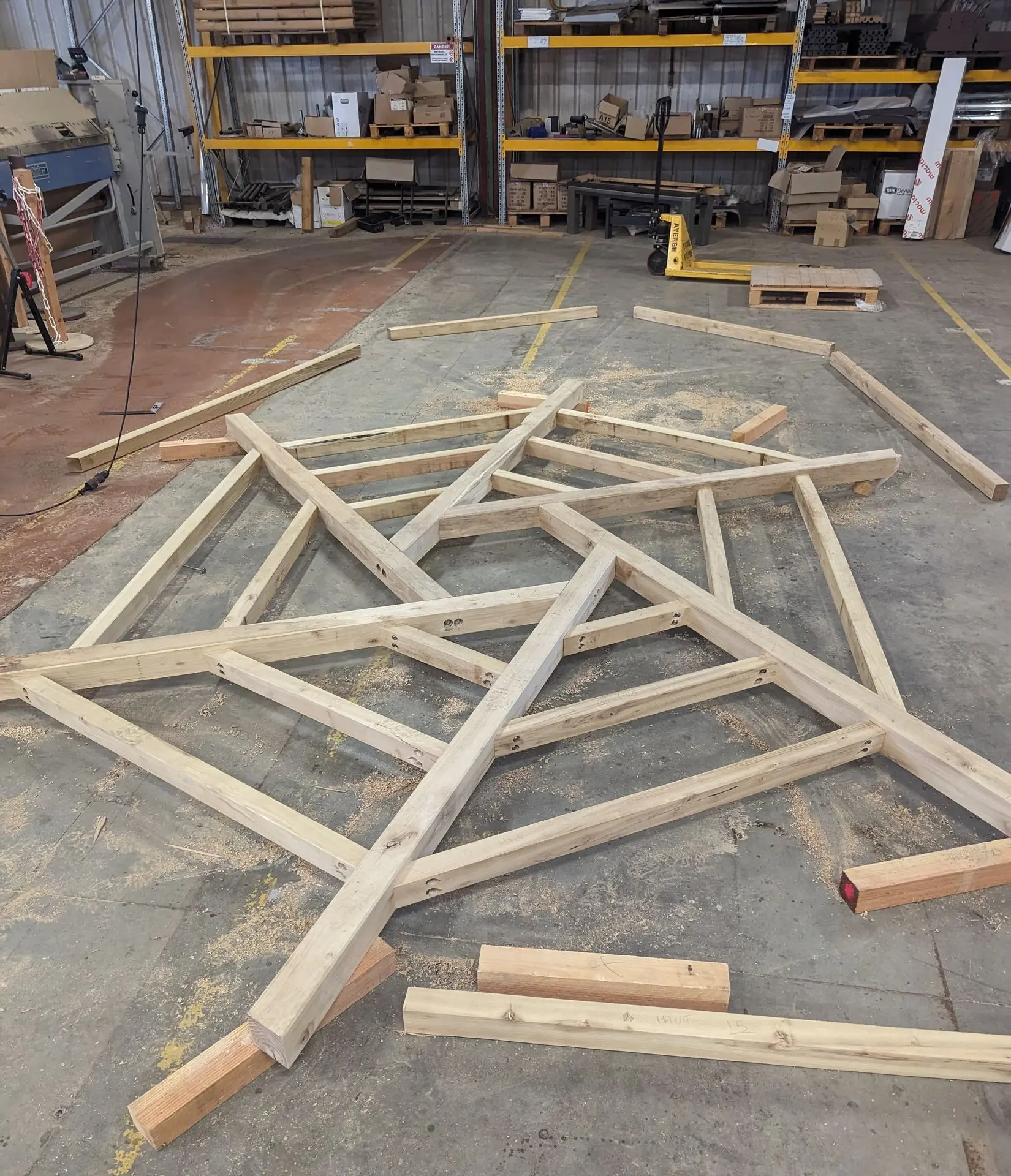 JAJ006_Hexagona (4).webp