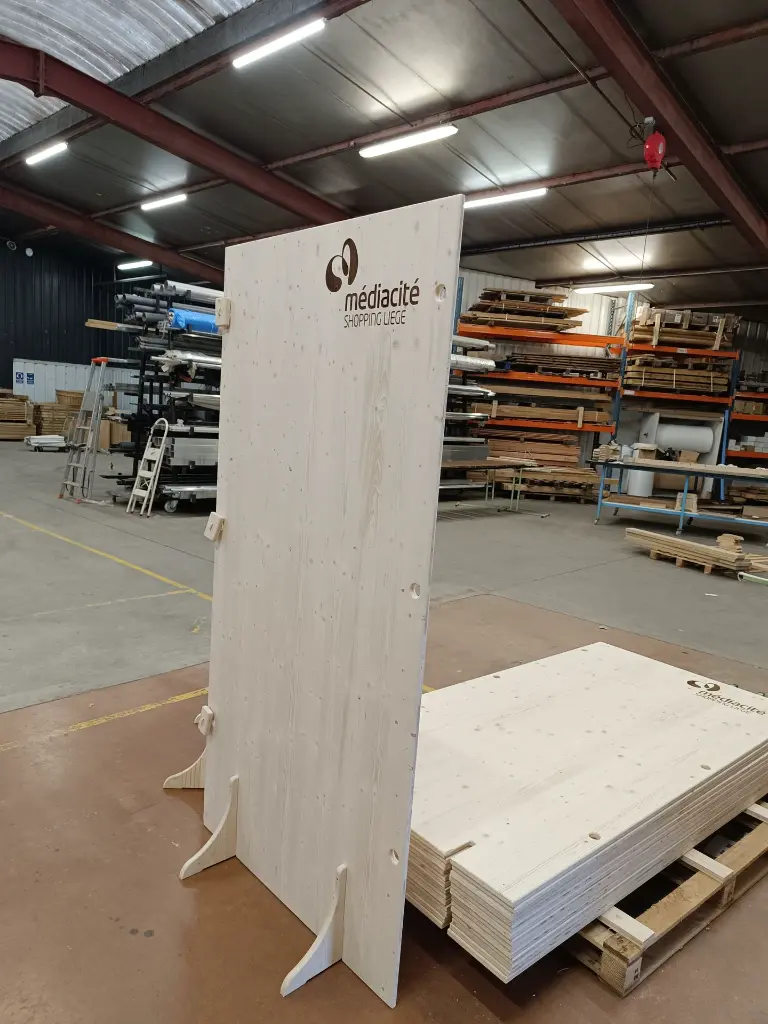 MIT026_Woodex-panneau expo (2).webp