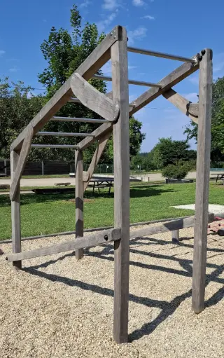 [JMJ032] Le pont incliné